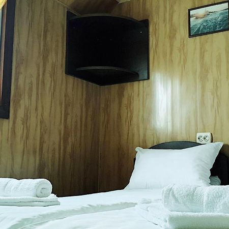 Hotel Restaurant Plutitor Delta Ways Nufaru 외부 사진